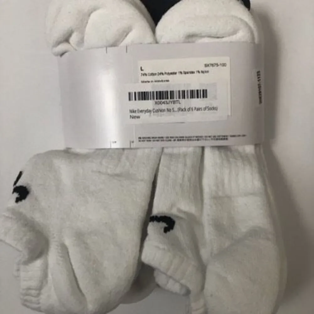 Nike Everyday Cushion No Show Socks Men’s Size 8-12/ Women’s size 10-13